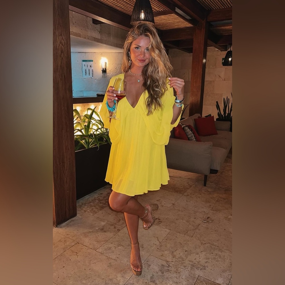 Nola Dress Tularosa - vibrant yellow - size small